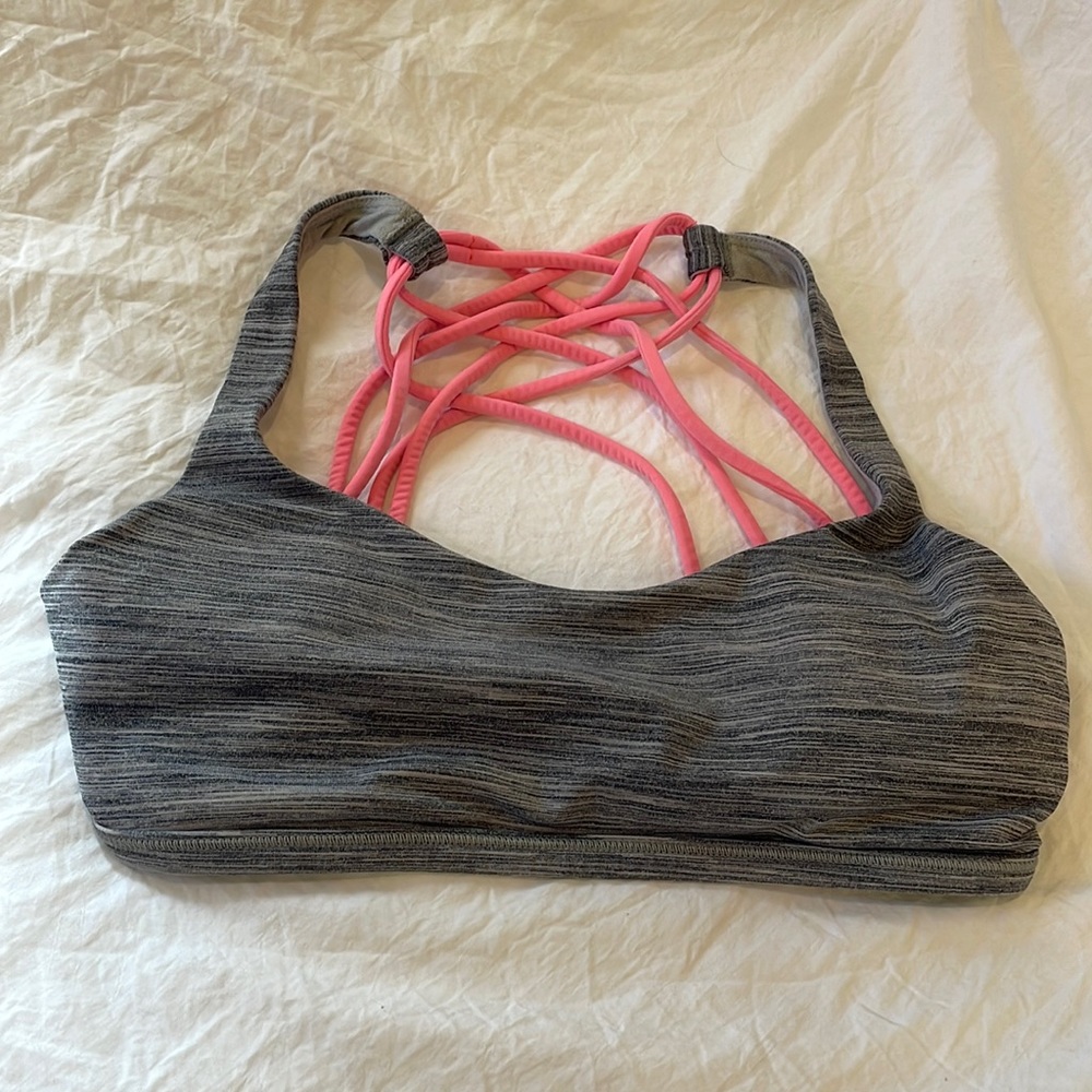 LULULEMON FREE TO BE BRA
